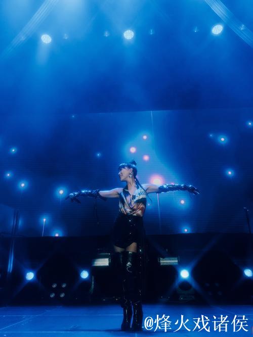 吃瓜网t7wcc香港演唱会盛况全揭秘